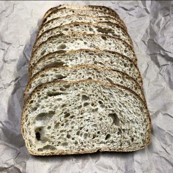 Fidelina Sourdough de avena y arroz integral first slice
