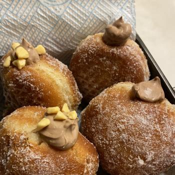 Frodough Baggins Doughnuts second overview