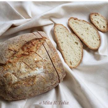 Jiya I bake a lot of breads, crackers and other indian breads first slice