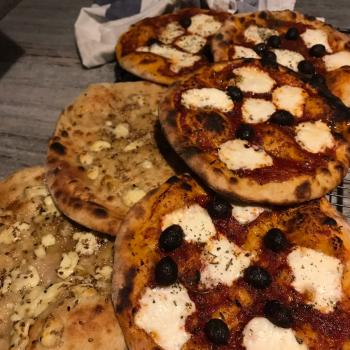 Nancy Arabic bread pizza first overview