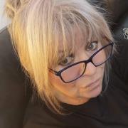 profile picture Tina Harrison